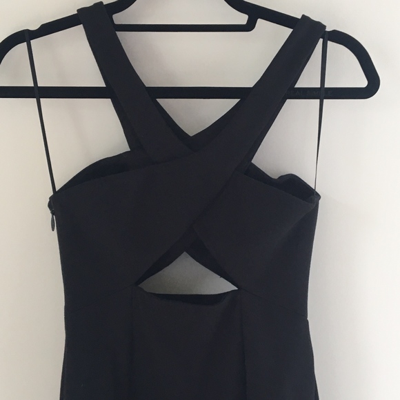 Nicholas Black Gown - Picture 5 of 5